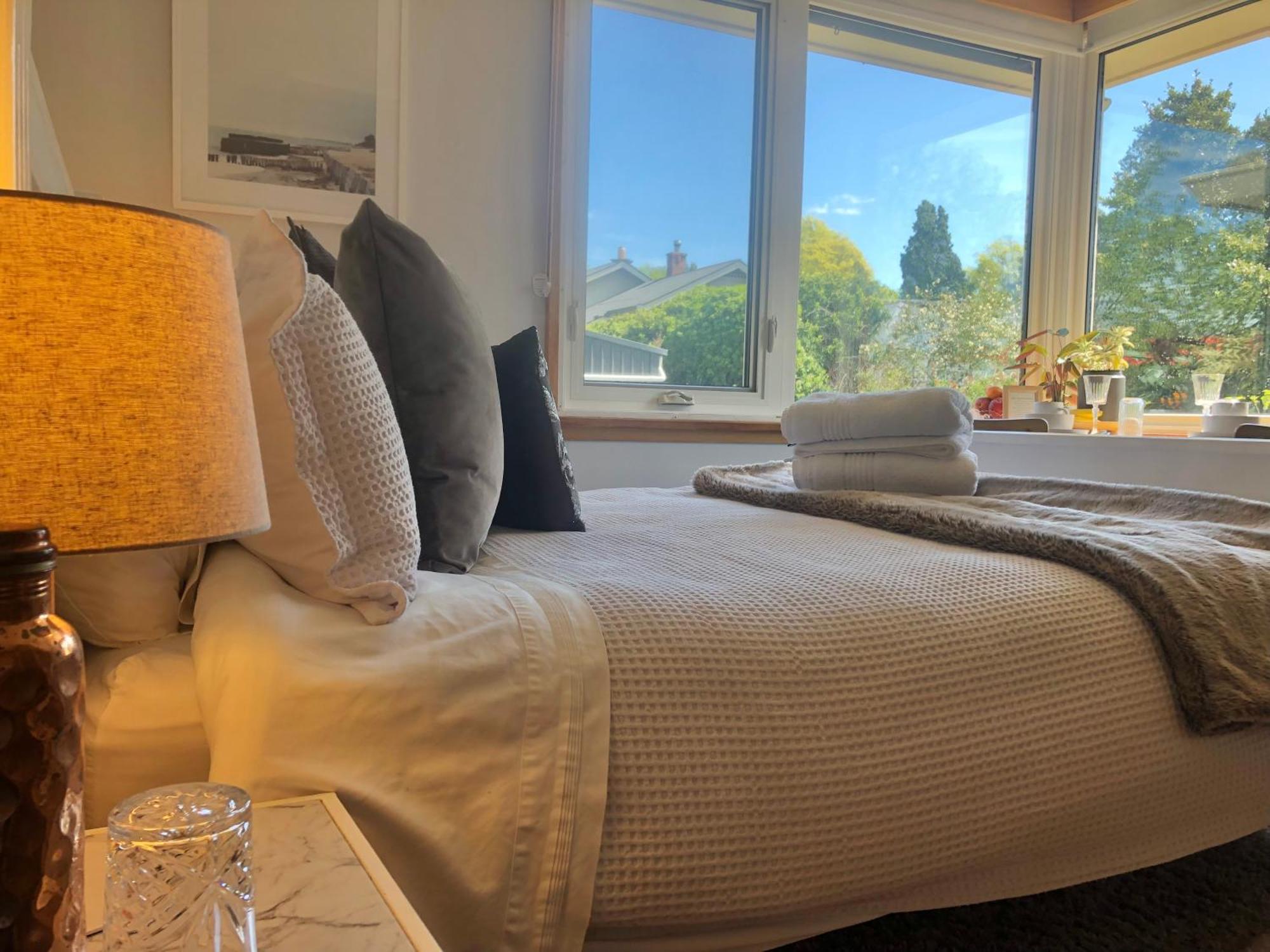 Lovely Budget Vegan Homestay Launceston Eksteriør bilde