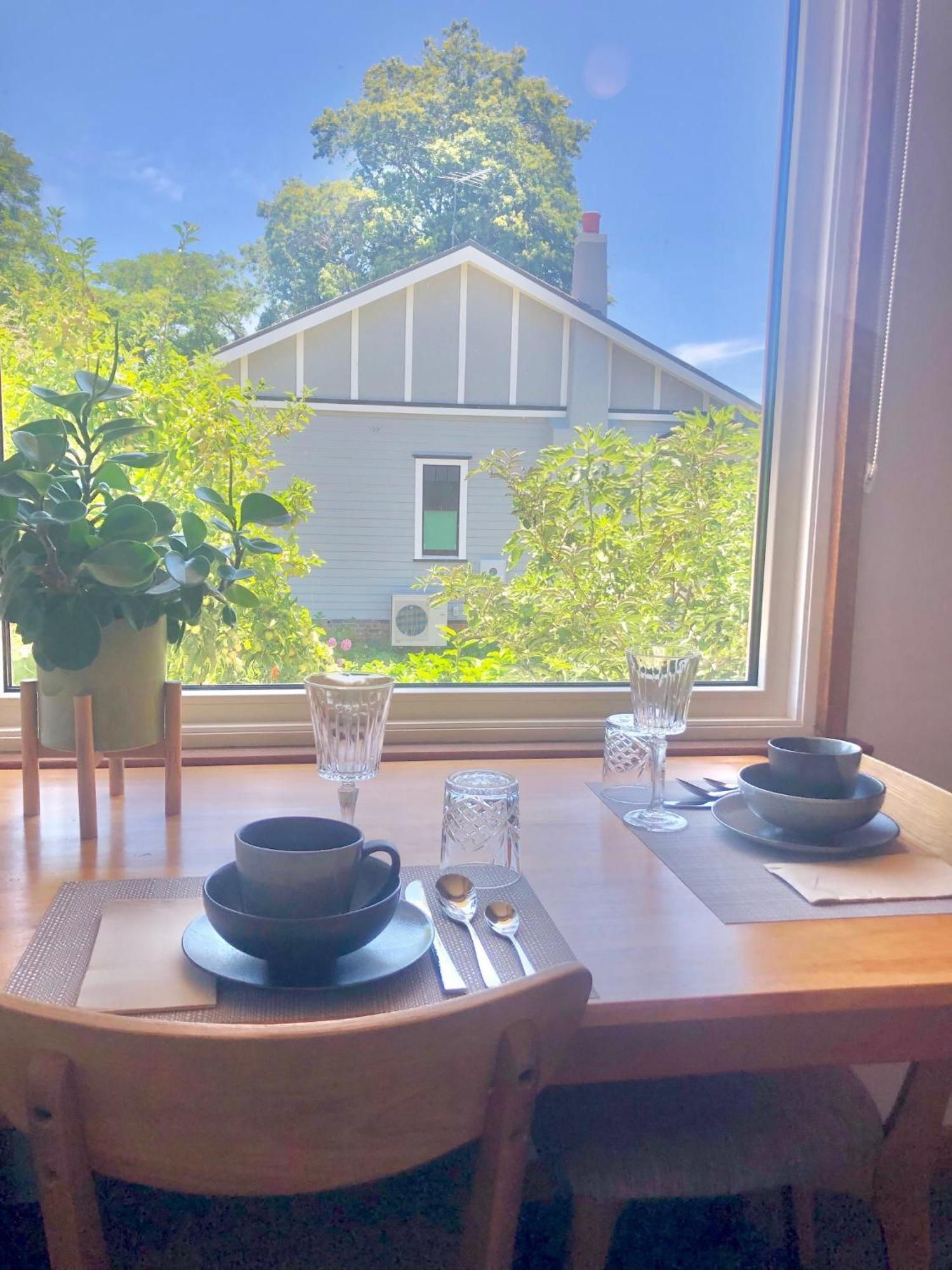 Lovely Budget Vegan Homestay Launceston Eksteriør bilde